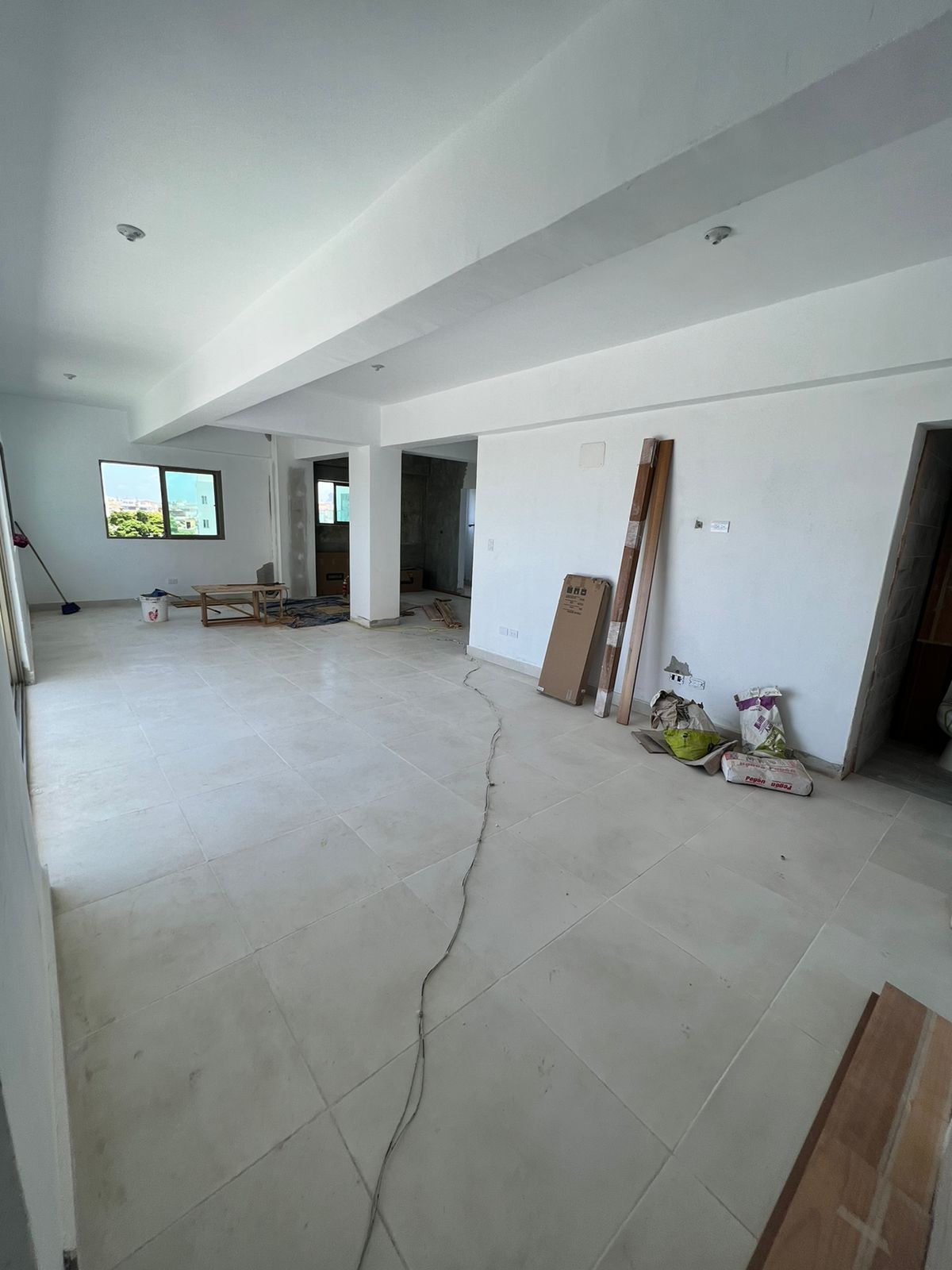 APARTAMENTO TOTALMENTE NUEVO EN EL CACIQUE CON VISTA AL MAR