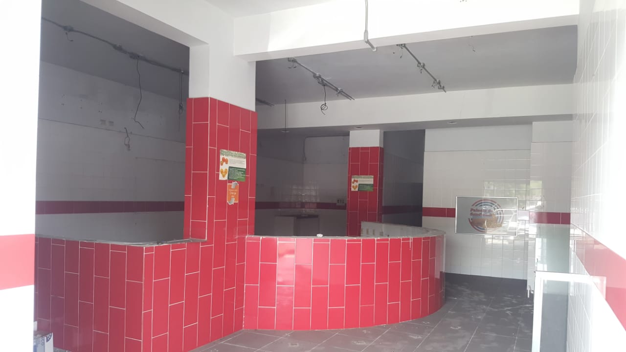 ALQUILER LOCAL EN PLAZA COMERCIAL