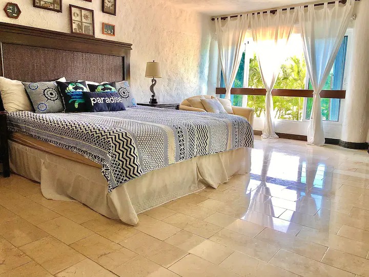 APARTAMENTO CON VISTA AL MAR EN GUAYACANES, JUAN DOLIO