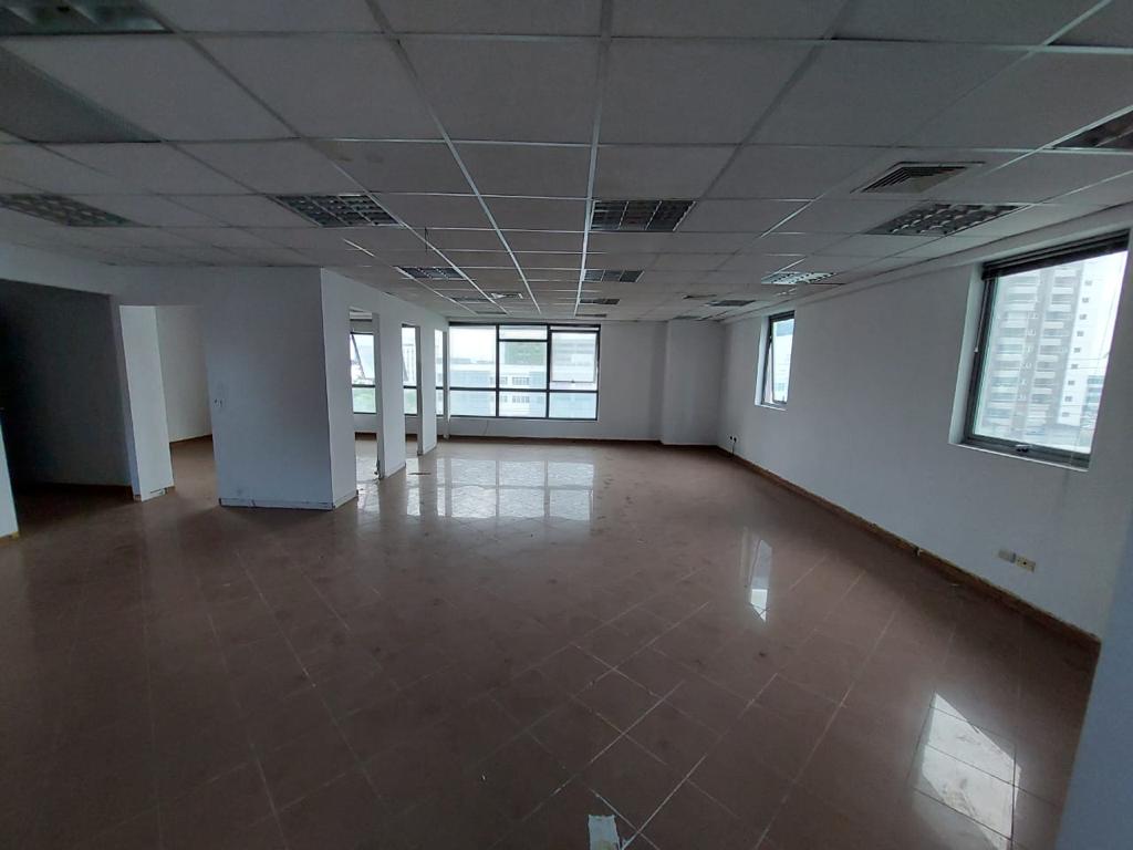 ALQUILER LOCAL EN SERRALLES
